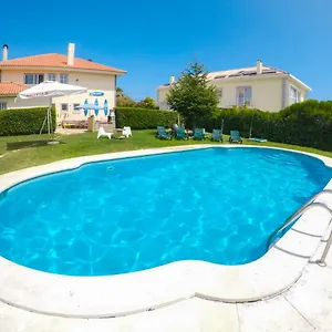 Carcavelos Surf Hostel&Surf Camp Hostal Carcavelos (Lisbon)